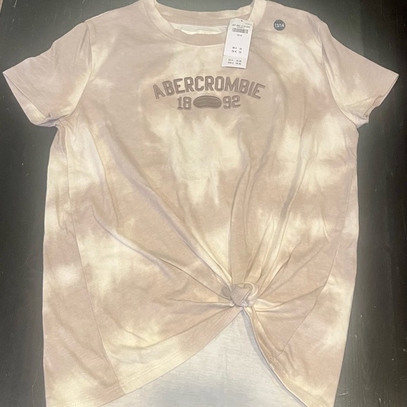 NWT 2 Abercrombie Kids shirts size 13/14 - Picture 2 of 4